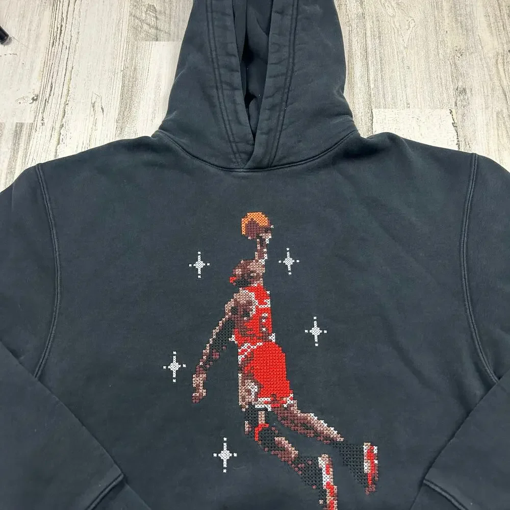 Air Jordan Men's Essentials Graphic Fleece Hoodie Black DC9713-010